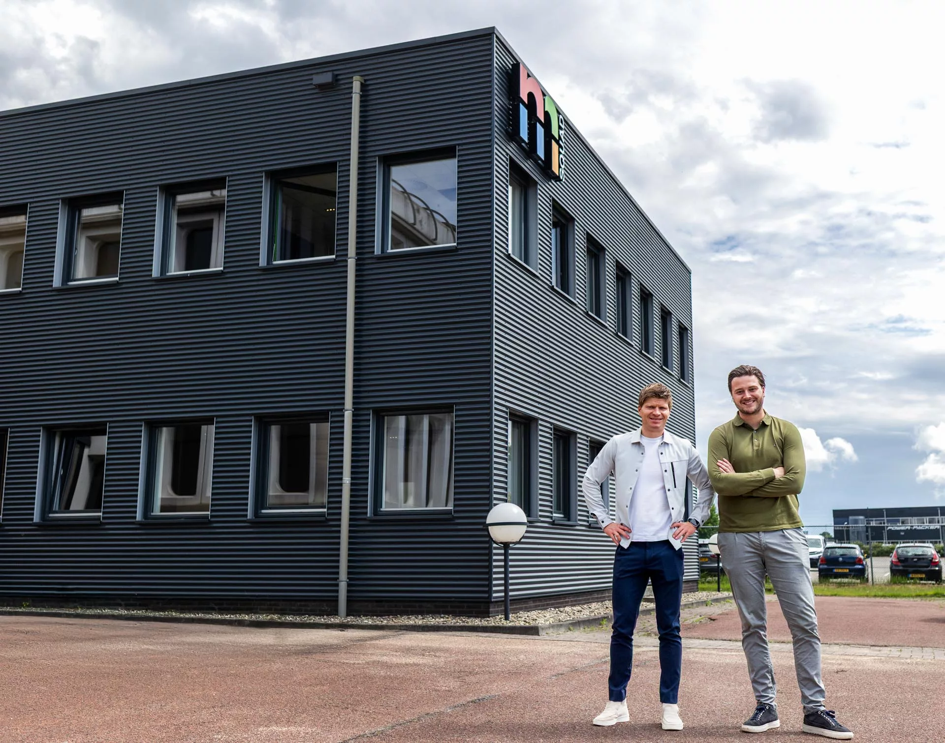 Joran Heskamp en Jens Rorink voor de Msquad-locatie in Oldenzaal, experts in datagedreven werken met Microsoft